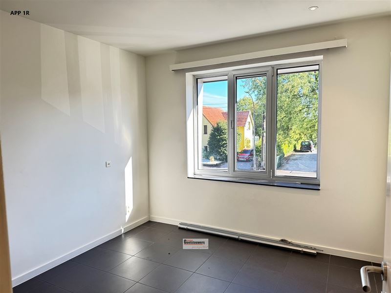 Commercieel gebouw in Hoevenen - foto 28
