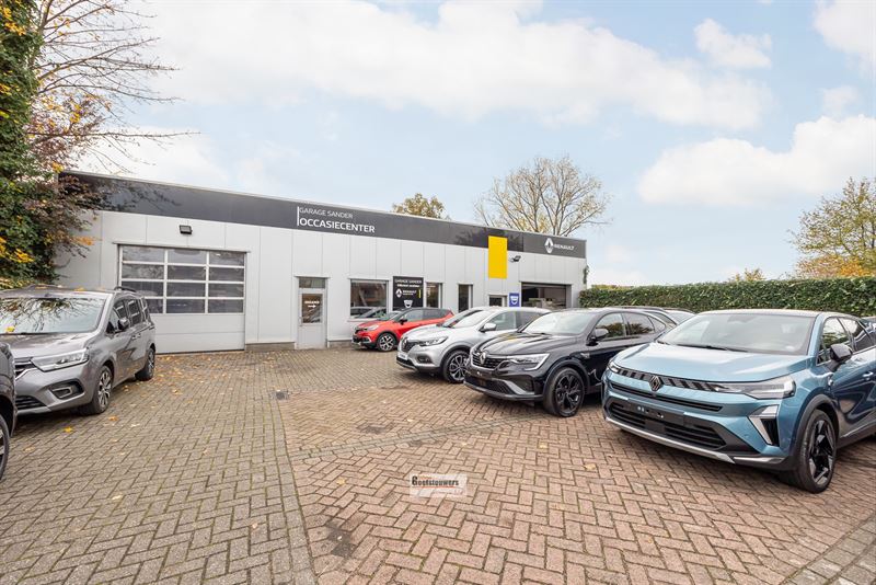 Commercieel gebouw in Hoevenen - foto 13