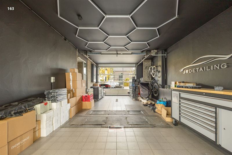 Commercieel gebouw in Hoevenen - foto 10
