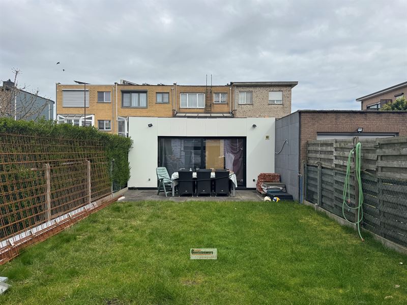Huis in Hoevenen foto 3