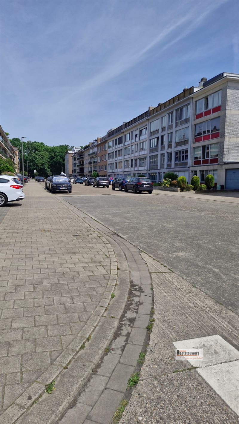 Parking/Garagebox in Deurne foto 2