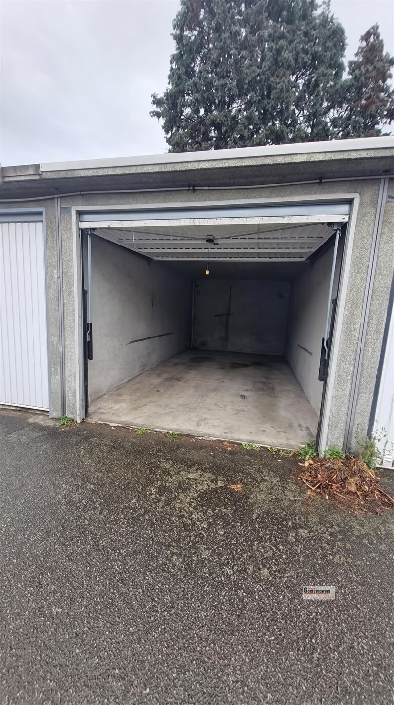 Parking/Garagebox in Deurne foto 2